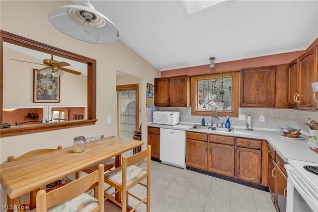 32556 Electric Boulevard, Avon Lake, OH 44012