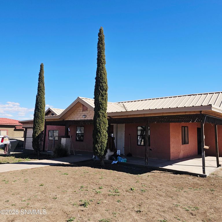 446 North Street, Lordsburg, NM 88045