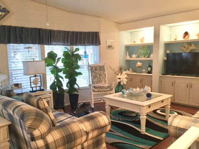 12 S Granada Lane, Port St. Lucie, Port St Lucie, FL 34952