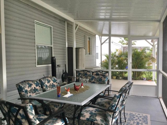 12 S Granada Lane, Port St. Lucie, Port St Lucie, FL 34952