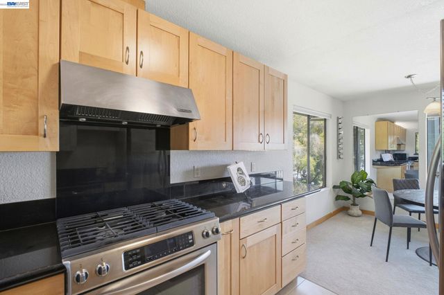 3395 Pinewood Ter 304, Fremont, CA 94536