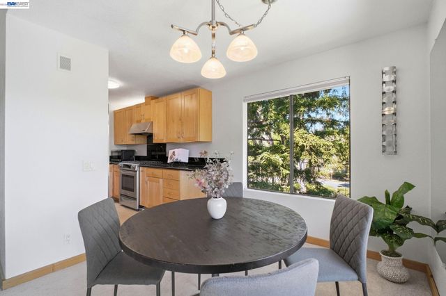 3395 Pinewood Ter 304, Fremont, CA 94536