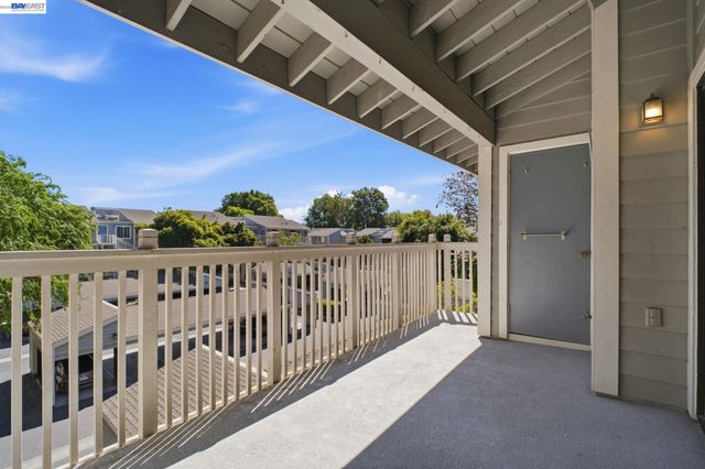 3395 Pinewood Ter 304, Fremont, CA 94536