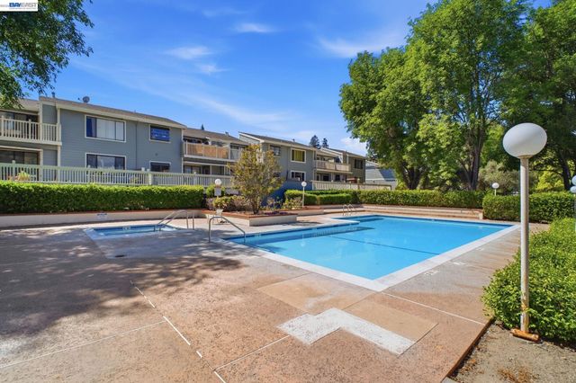 3395 Pinewood Ter 304, Fremont, CA 94536