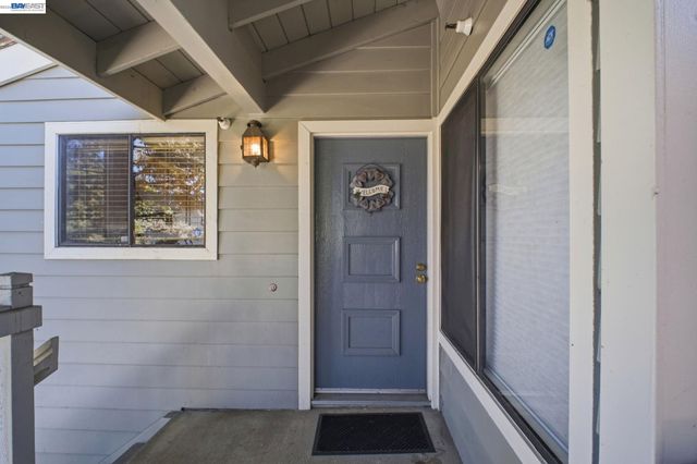 3395 Pinewood Ter 304, Fremont, CA 94536