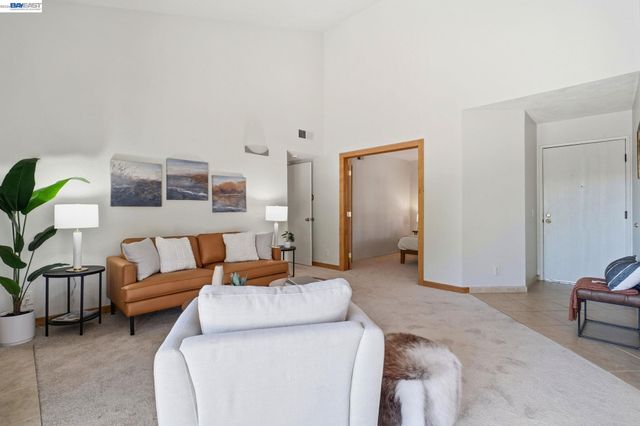 3395 Pinewood Ter 304, Fremont, CA 94536