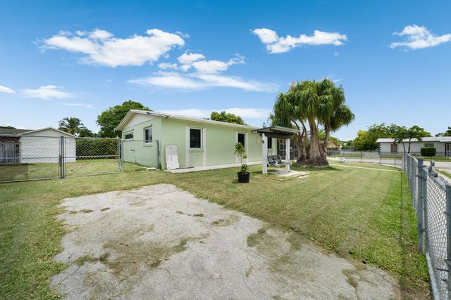 30702 SW 155th Avenue, Homestead, FL 33033