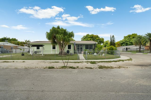 30702 SW 155th Avenue, Homestead, FL 33033