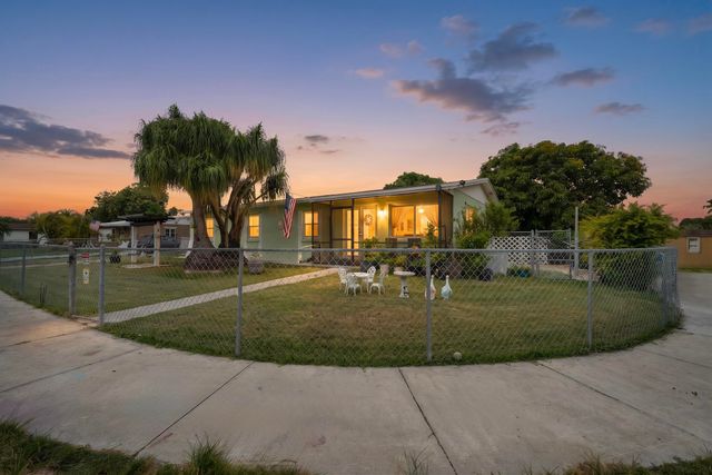 30702 SW 155th Avenue, Homestead, FL 33033