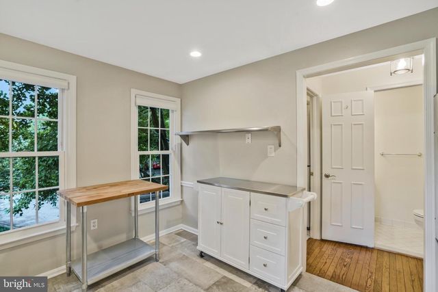 14 S MANCHESTER ST, Arlington, VA 22204