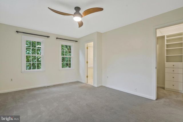 14 S MANCHESTER ST, Arlington, VA 22204