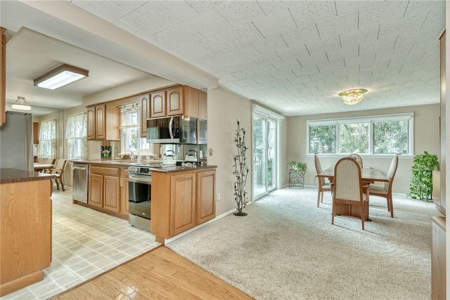 513 Glenview Court, Webster, NY 14580