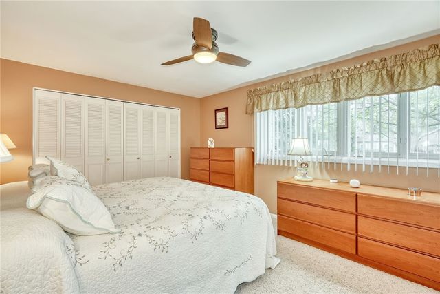 513 Glenview Court, Webster, NY 14580