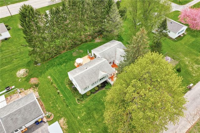 513 Glenview Court, Webster, NY 14580