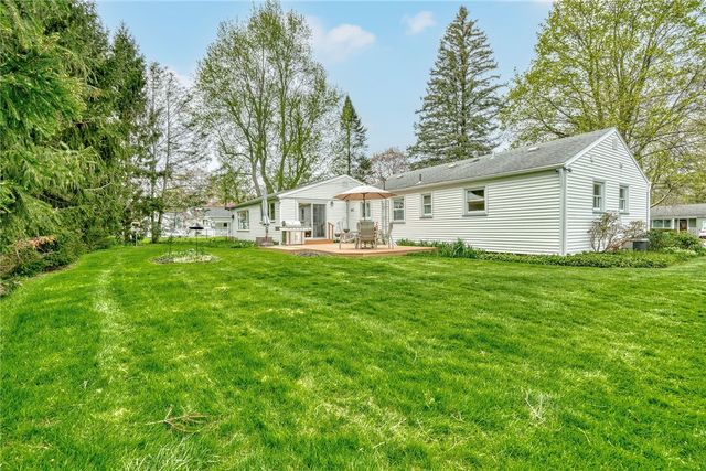 513 Glenview Court, Webster, NY 14580