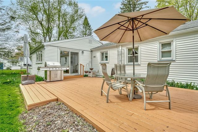 513 Glenview Court, Webster, NY 14580