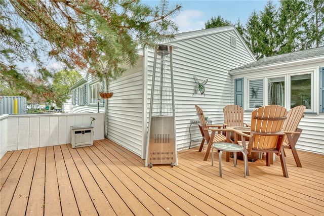 513 Glenview Court, Webster, NY 14580