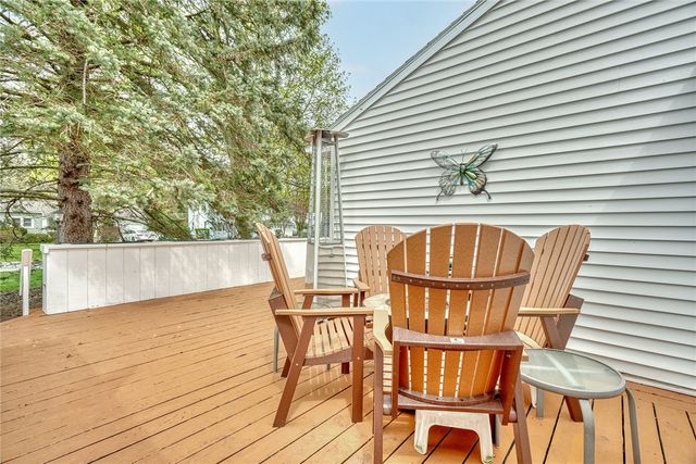 513 Glenview Court, Webster, NY 14580