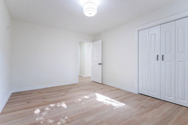 11618 Lakeside Place Drive, Houston, TX 77077