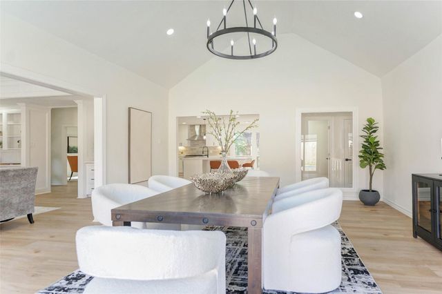 11618 Lakeside Place Drive, Houston, TX 77077