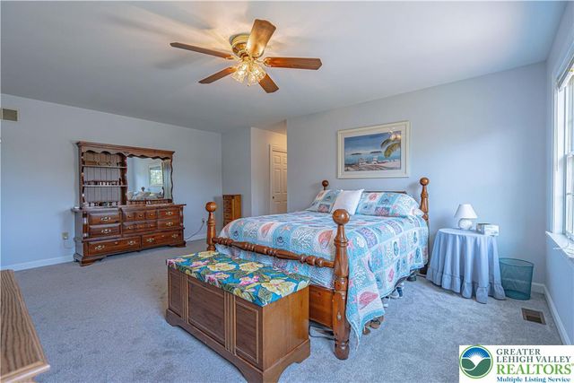 4611 Nicole Lane, Hanover Twp, PA 18017