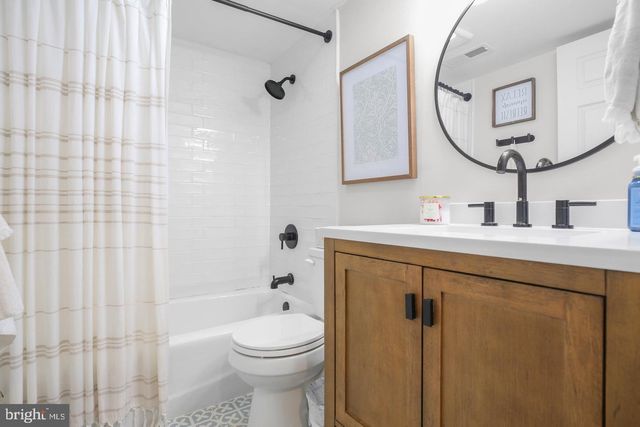 704 CANDLE RIDGE CT, Fredericksburg, VA 22407