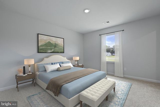 47 VERNON ST, Charles Town, WV 25414