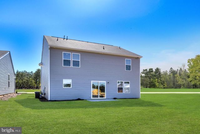 47 VERNON ST, Charles Town, WV 25414