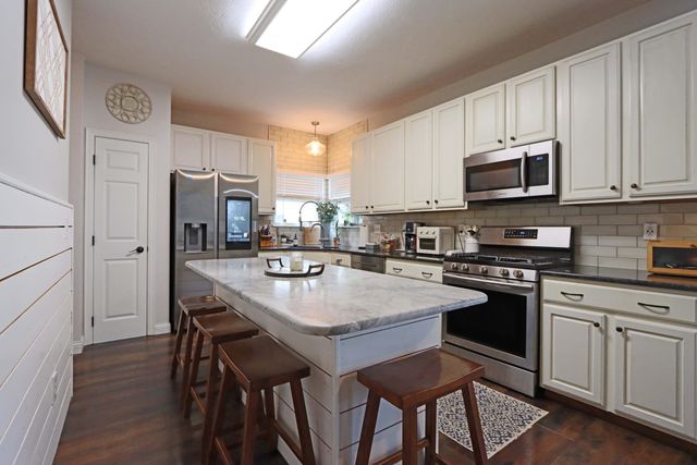 3423 Ledge Lane, Columbus, OH 43221