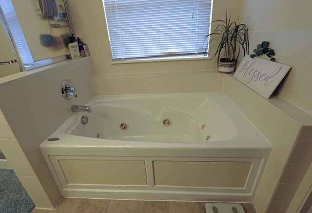 3423 Ledge Lane, Columbus, OH 43221