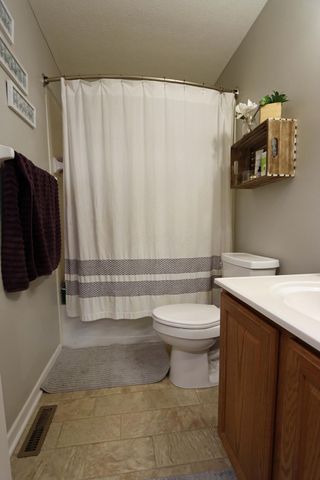 3423 Ledge Lane, Columbus, OH 43221