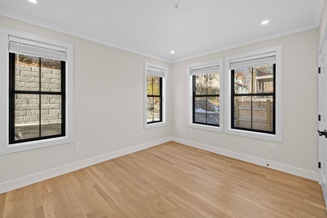 279 Lamartine St 3, Boston, MA 02130