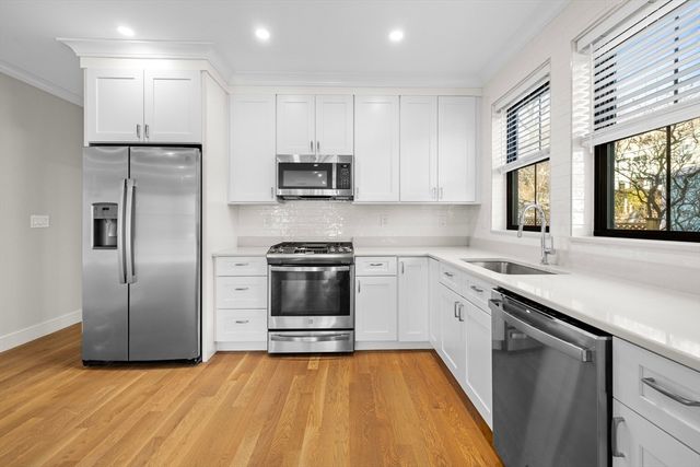 279 Lamartine St 3, Boston, MA 02130