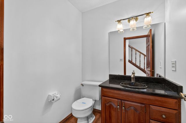 2275 Willow Lake Drive, Greenwood, IN 46143