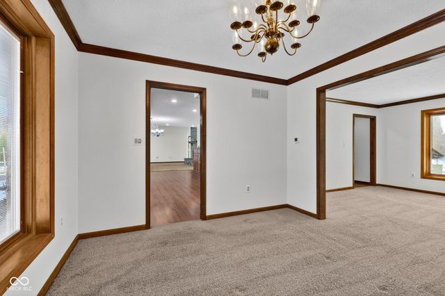 2275 Willow Lake Drive, Greenwood, IN 46143