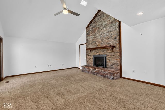 2275 Willow Lake Drive, Greenwood, IN 46143