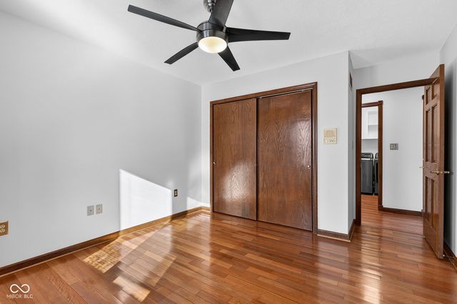 2275 Willow Lake Drive, Greenwood, IN 46143