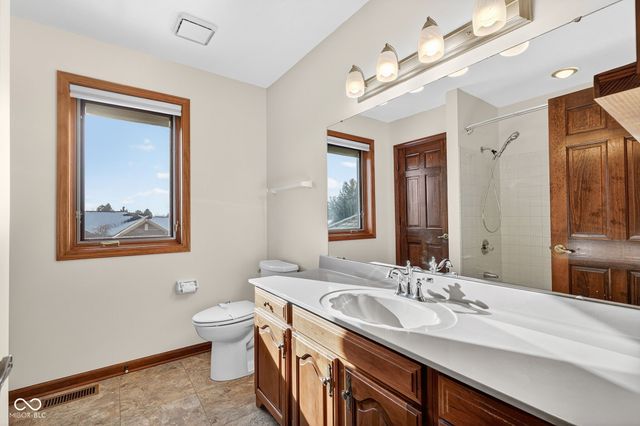 2275 Willow Lake Drive, Greenwood, IN 46143