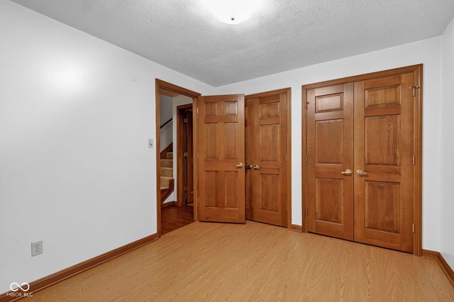 2275 Willow Lake Drive, Greenwood, IN 46143