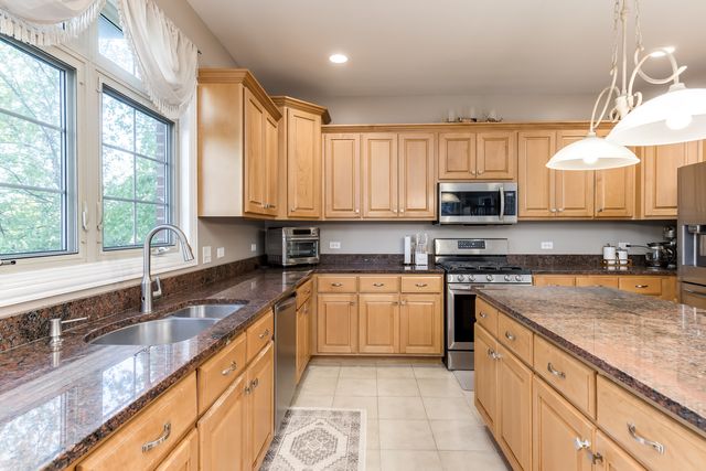 11004 Haley Court, Orland Park, IL 60467