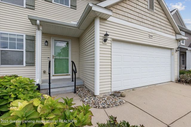 15895 Turnberry Street, Lansing, MI 48906