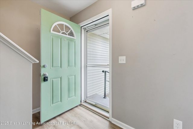 15895 Turnberry Street, Lansing, MI 48906