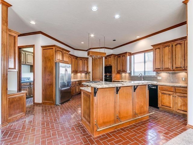 2005 Brookhaven Boulevard, Norman, OK 73072