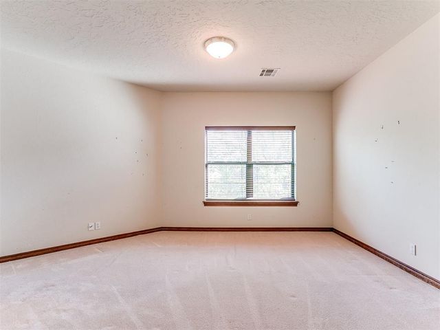 2005 Brookhaven Boulevard, Norman, OK 73072