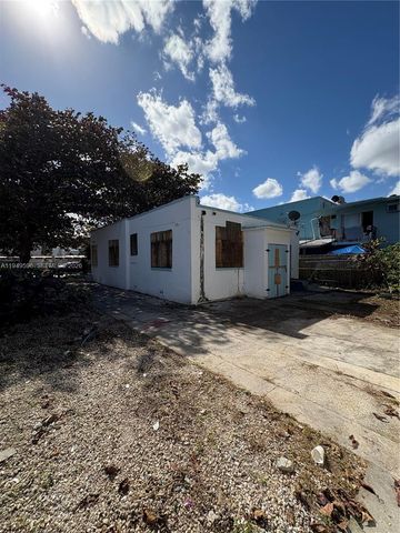 2341 SW 9th St, Miami, FL 33135