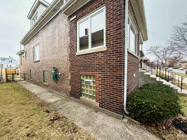 1218 120th Street, Whiting, IN 46394