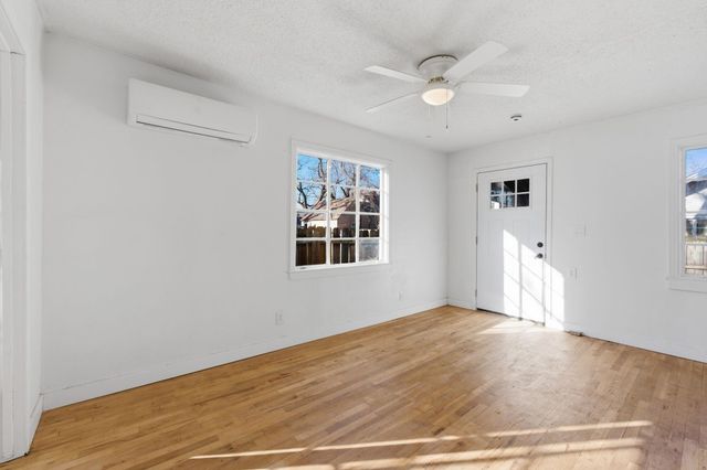 638 S Greenwood, Wichita, KS 67211