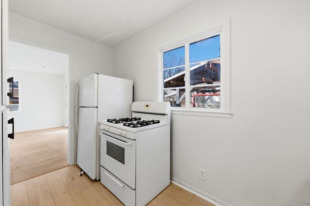 638 S Greenwood, Wichita, KS 67211