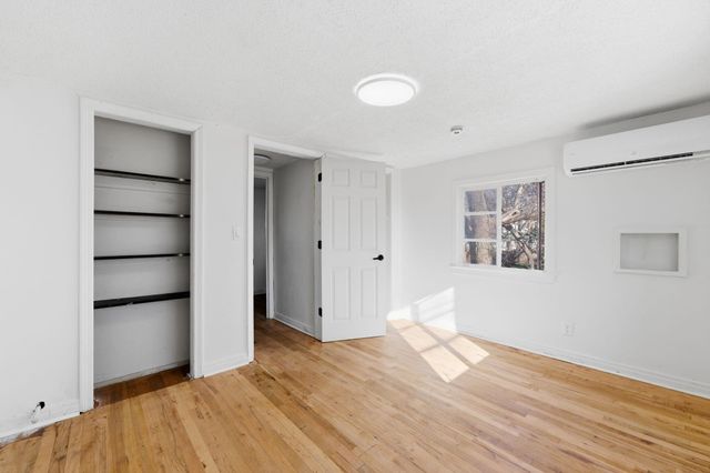 638 S Greenwood, Wichita, KS 67211