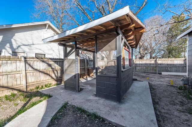 638 S Greenwood, Wichita, KS 67211